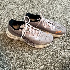 Puma Velocity Nitro 2 size 7